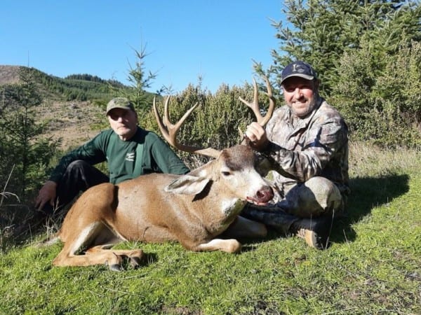 Columbia blacktail hunting in Oregon