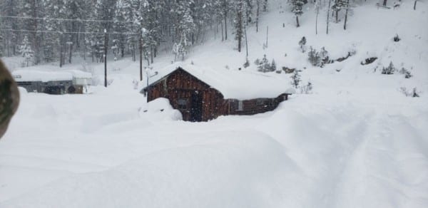 Buck Horn Outfitters Guest Cabin