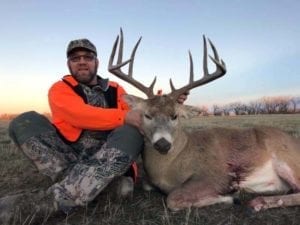 WY whitetail deer hunts