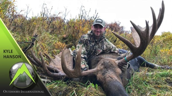Kyle Hansen with his 69 inch bull moose