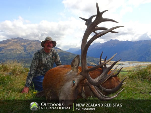 The stag hunting although less physically demanding will take you across some of our private ranches where the stag quality is very high and the hunting exciting.