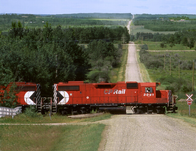 Northbound Hoadley Subdivision wayfreight on the 2% grade between Truman junction and the Gas Plant at Homeglen